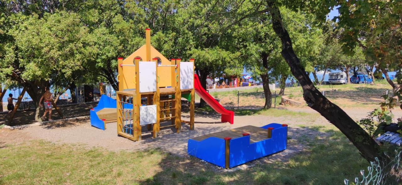 Vila Small Camp Klenovica Exteriér fotografie